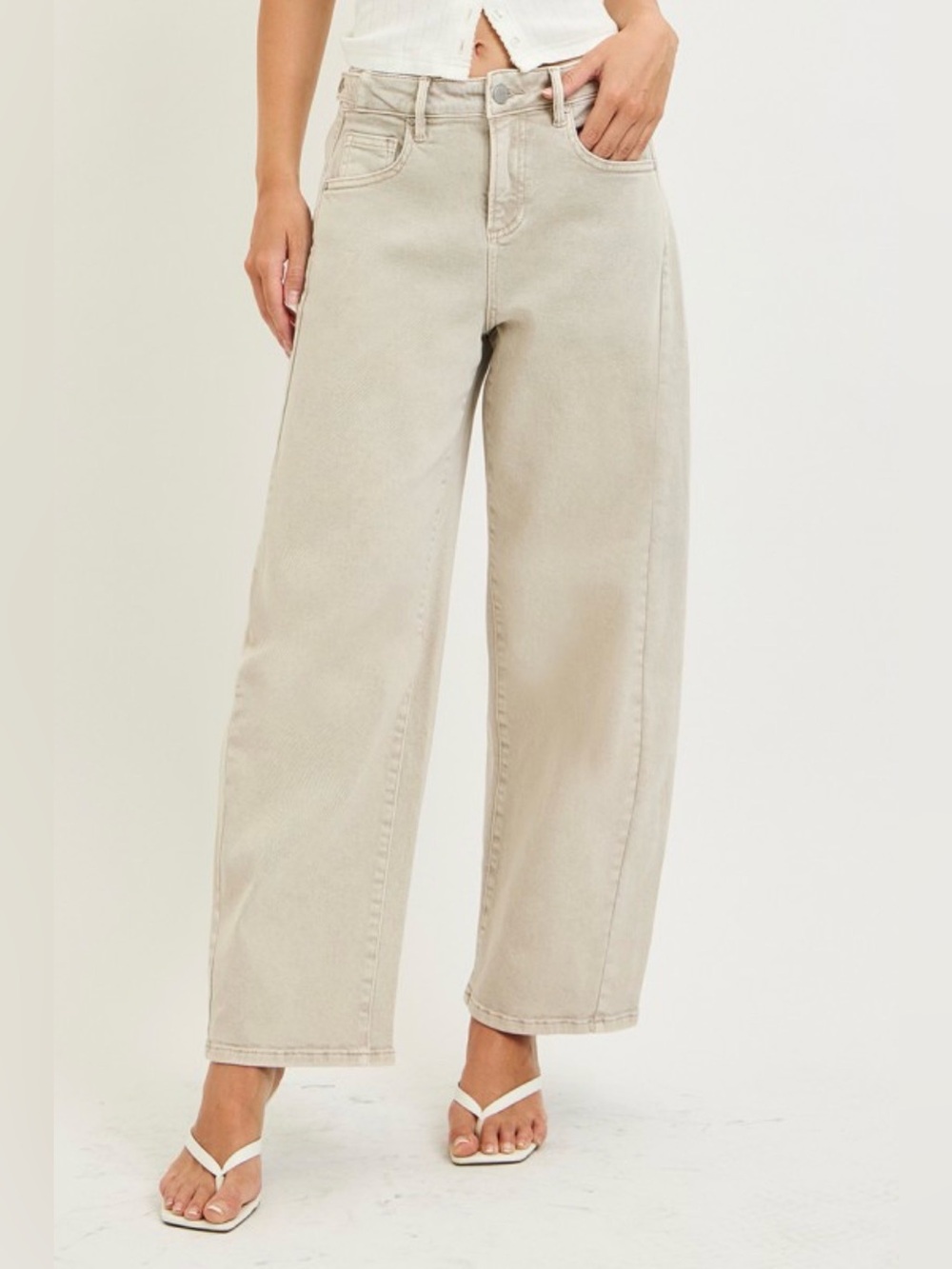 Wide Leg High-Rise Jeans in Light Beige - Women